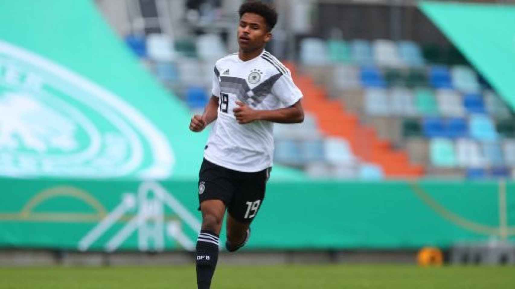 Karim Adeyemi, con la sub-17 alemana | Transfermarkt