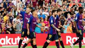 Los jugadores del Barça celebran un gol frente al Huesca / EFE