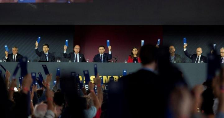 La junta directiva del Barça en la asamblea de compromisarios de 2019 / EFE