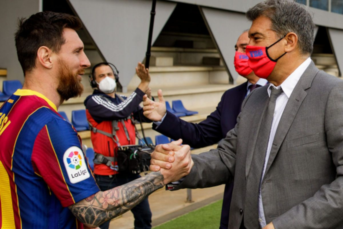 Laporta, junto a Leo Messi en la ciutat Esportiva | FCB