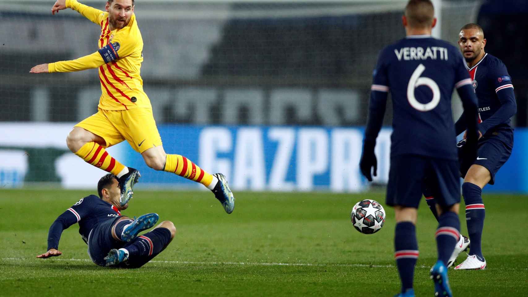 Leo Messi, protagonista en el Parque de los Príncipes contra el PSG / EFE