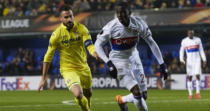 Ferland Mendy en acción durante un partido del Olympique de Lyon / EFE