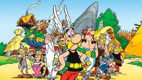 Astérix junto con el resto de personajes / HACHETTE