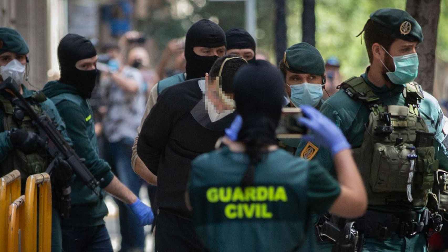 El presunto yihadista detenido por la Guardia Civil / DAVID ZORRAKINO