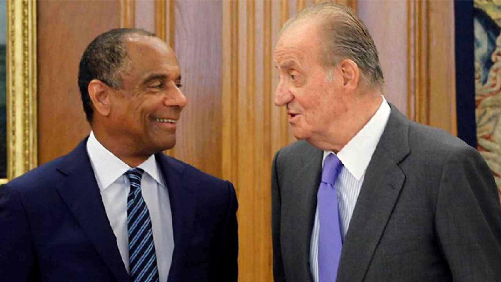 Kenneth Chenault, consejero delegado de American Express, junto a Juan Carlos I en la Zarzuela / EFE