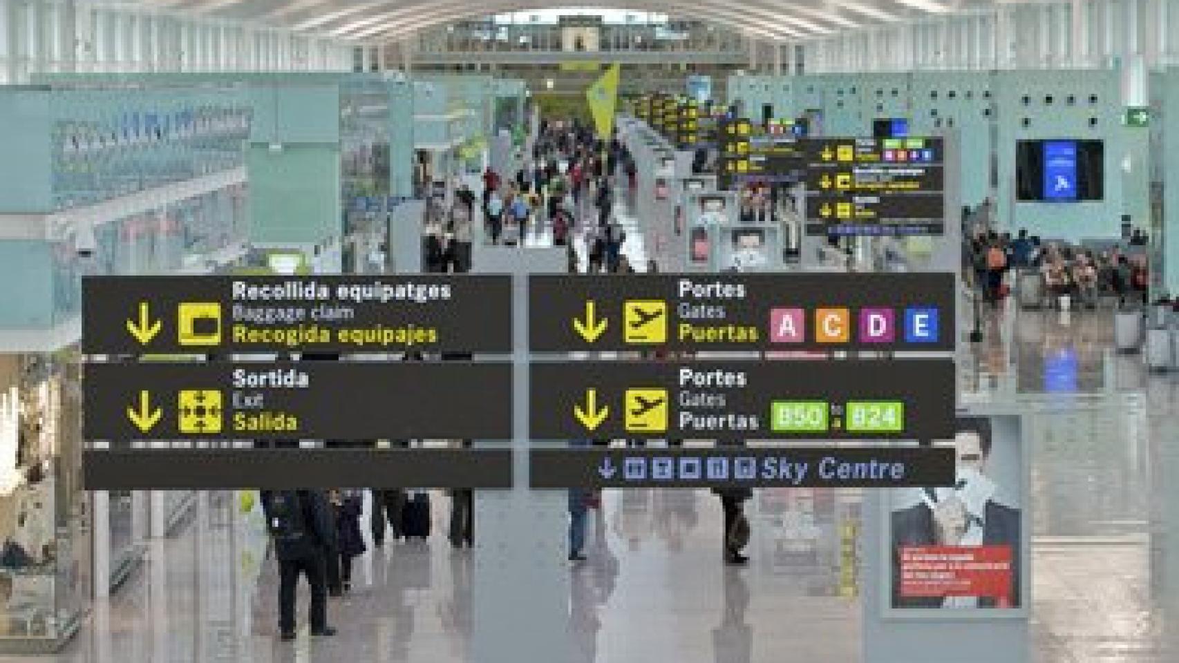 Vista del interior del aeropuerto de Barcelona-El Prat