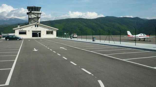 Aeropuerto de Andorra-La Seu, cuyo servicio de información disputan Ferrovial y Saerco / CG