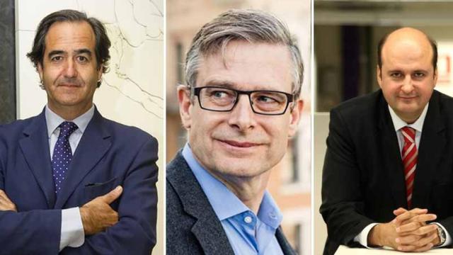 Ignacio Mestre (FC Barcelona), Geoff Brigham (Wikimedia) y Pau Herrera, presidente de la Asociación Española de Directivos.