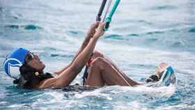 Obama practica kitesurf