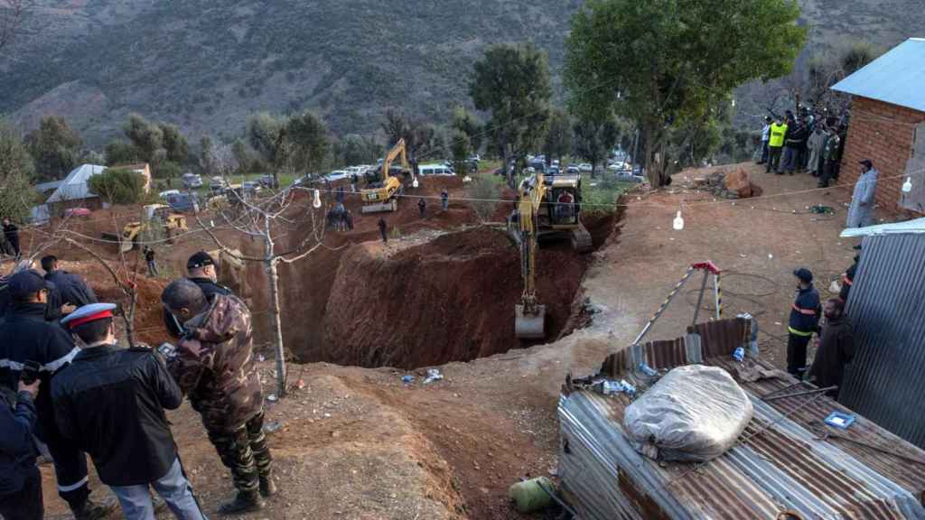 Una excavación en un poco parera salvar a Rayan, un menor EFE