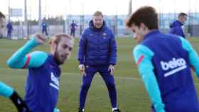 Ronald Koeman en un entrenamiento del Barça / FC Barcelona