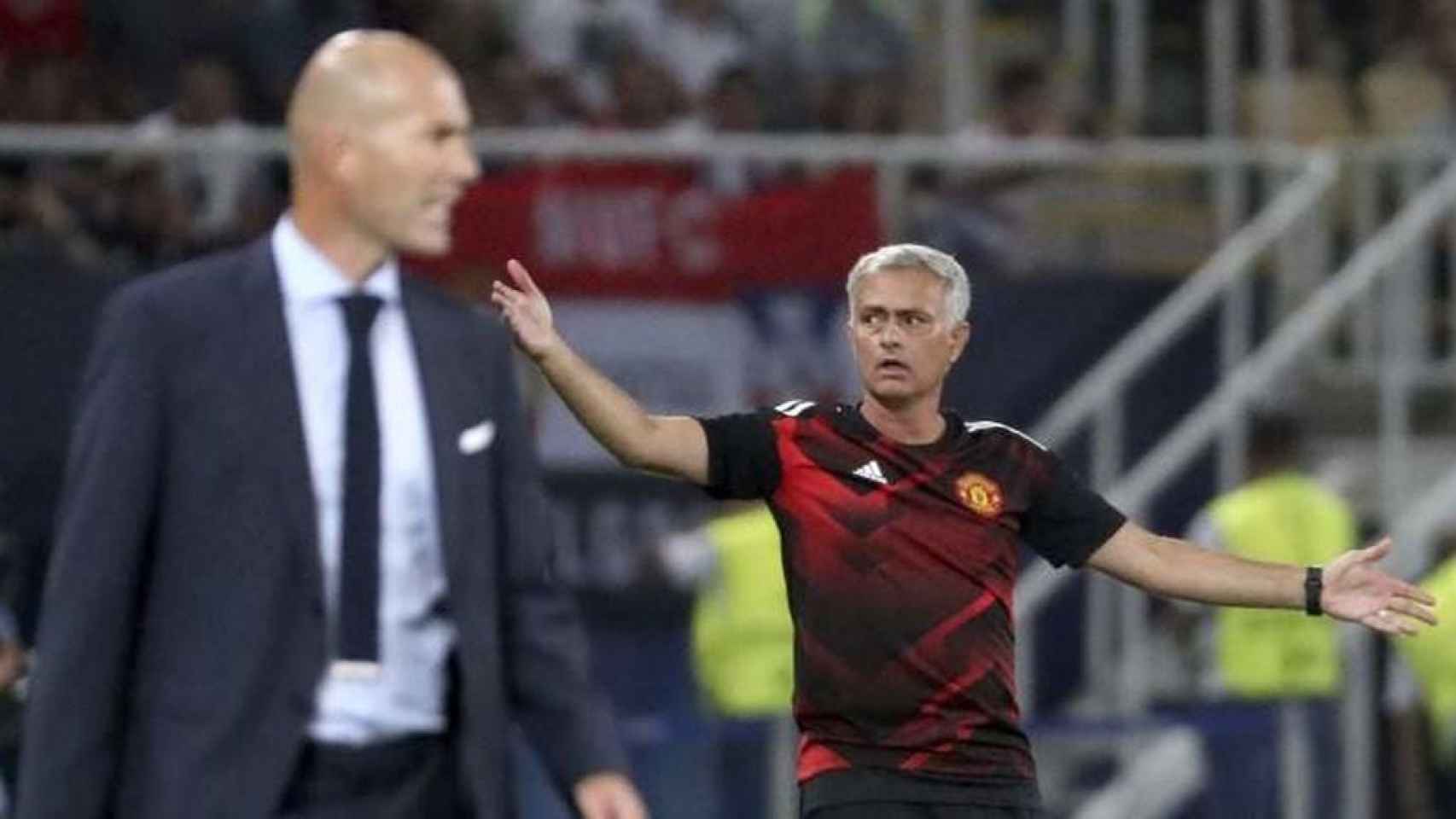 Zidane y Mourinho en un duelo entre Real Madrid y Manchester United / EFE