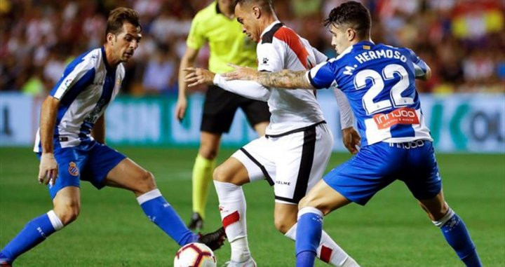 Mario Hermoso en acción durante un partido del Espanyol / EFE