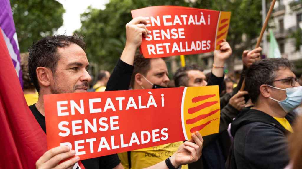 Los profesores en una manifestación en las calles de Barcelona / LUIS MIGUEL AÑÓN (CG)