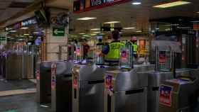 La estación de Renfe de Plaza Cataluña, en Barcelona, ubicación en la que han tenido lugar las agresiones homófobas / LORENA SOPÊNA - EUROPA PRESS