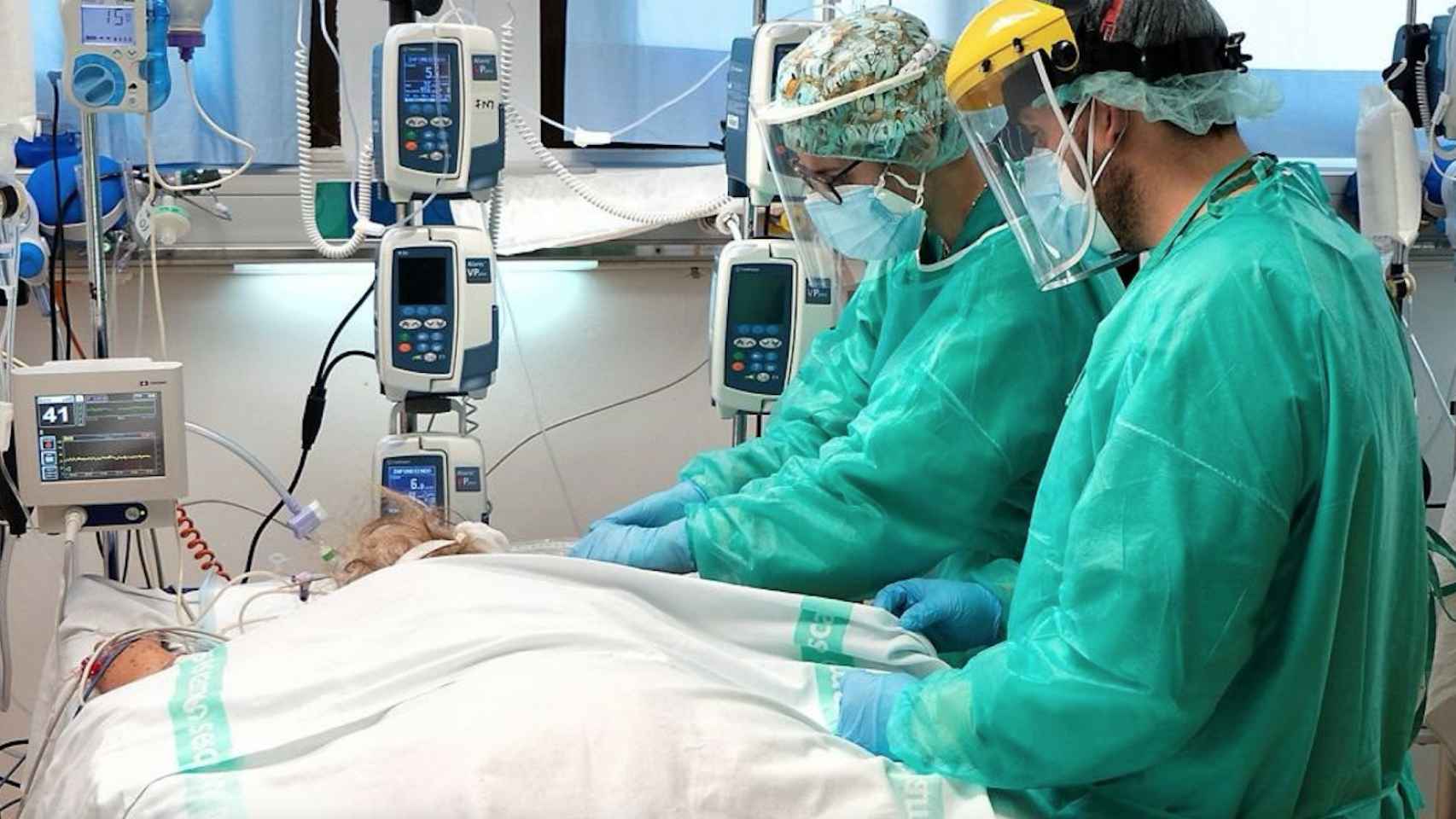 Uno de los hospitalizados por Covid / JCCM (EUROPA PRESS)