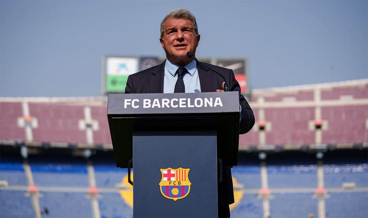 Joan Laporta, durante una rueda de prensa en el Camp Nou / REDES