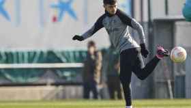 Pedri González, durante un entrenamiento con el FC Barcelona / EFE