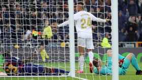 Celebración del gol de Mariano en el Madrid - Barça / EFE