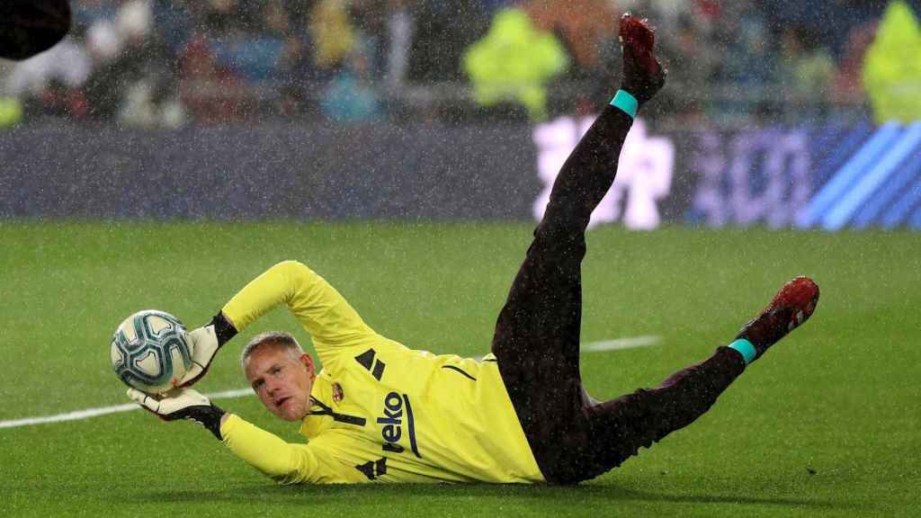 Ter Stegen en el entrenamiento previo al clásico / EFE