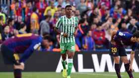 Junior Firpo en un partido contra el Barça / EFE