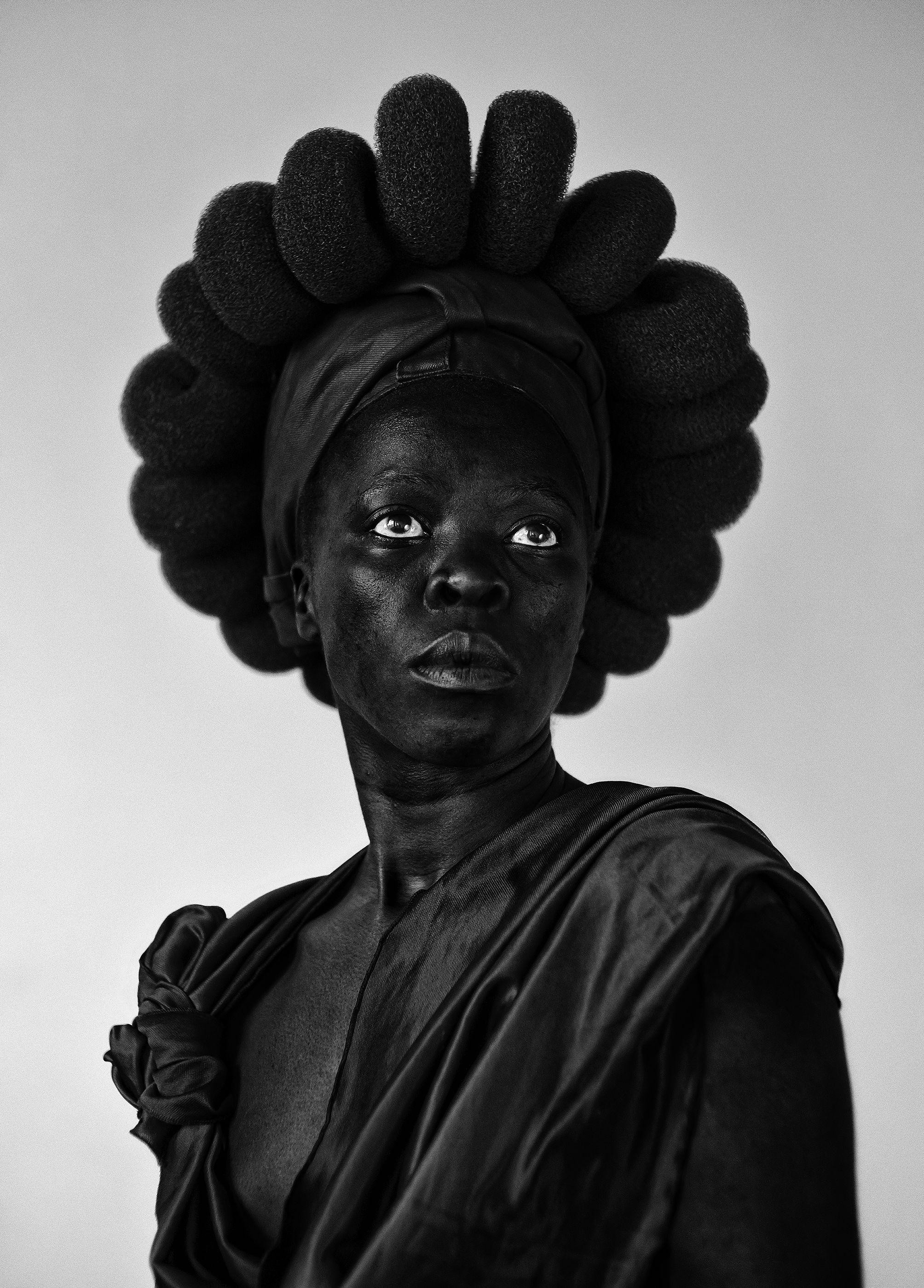 'Ntozakhe II' / ZANELE MUHOLI