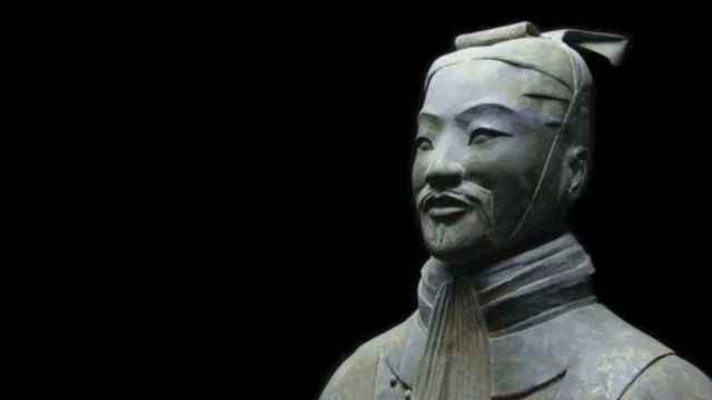 Estatua dedicada a Sun Tzu