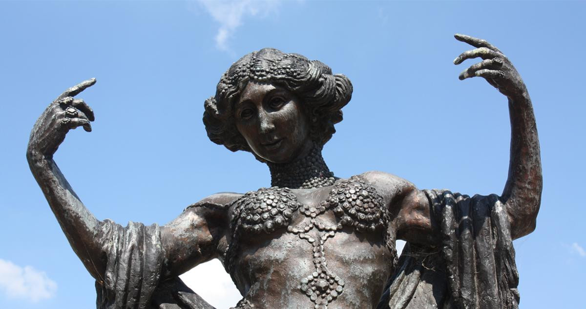 Estatua de Carolina Otero / GOOGLE