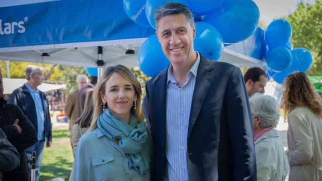 Xavier García Albiol y Cayetana Álvarez de Toledo en la última campaña electoral en Cataluña / EP
