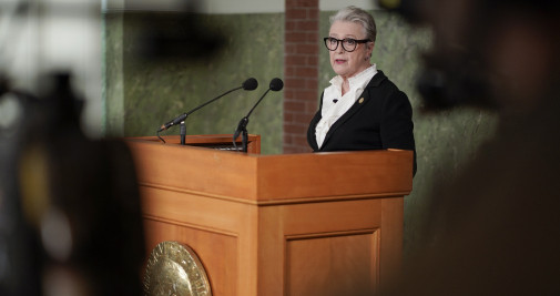 Berit Reiss-Andersen, directora del Comité Nobel, anuncia el ganador del premio de la paz de este año en el Instituto Nobel de Oslo, Noruega / EFE