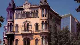 Edificio del Círculo Ecuestre de Barcelona / CIRCULO ECUESTRE