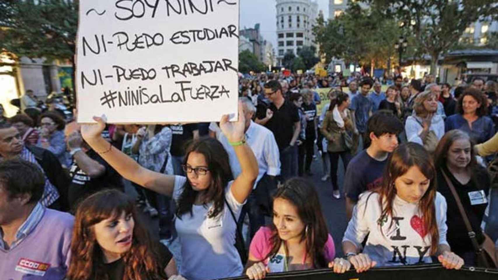 Imagen de una manifestación de jóvenes sin trabajo / EFE