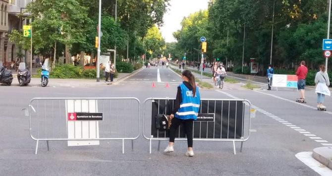 Imagen del corte de calle de Paseo de Sant Joan en Barcelona / CG