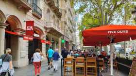 Establecimiento Five Guys en paseo de Gracia / CG