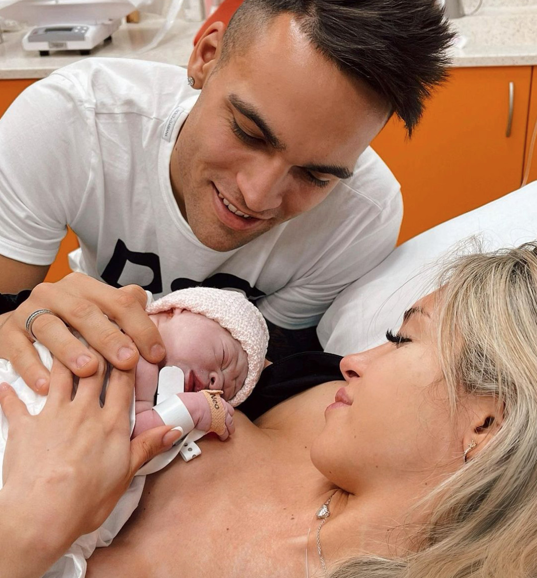 Lautaro Martínez da la bienvenida a su primera hija