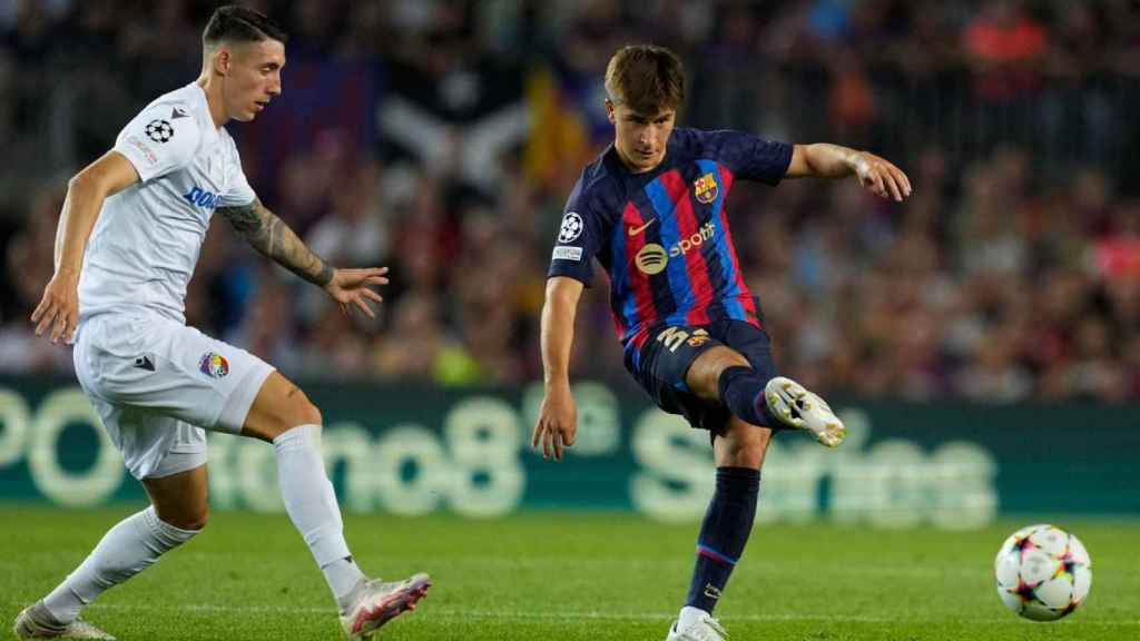 Pablo Torre hizo su debut oficial con el Barça en la Champions League / EFE