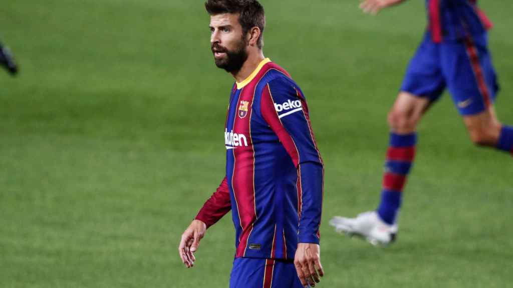 Gerard Piqué en el partido contra el Sevilla / EFE