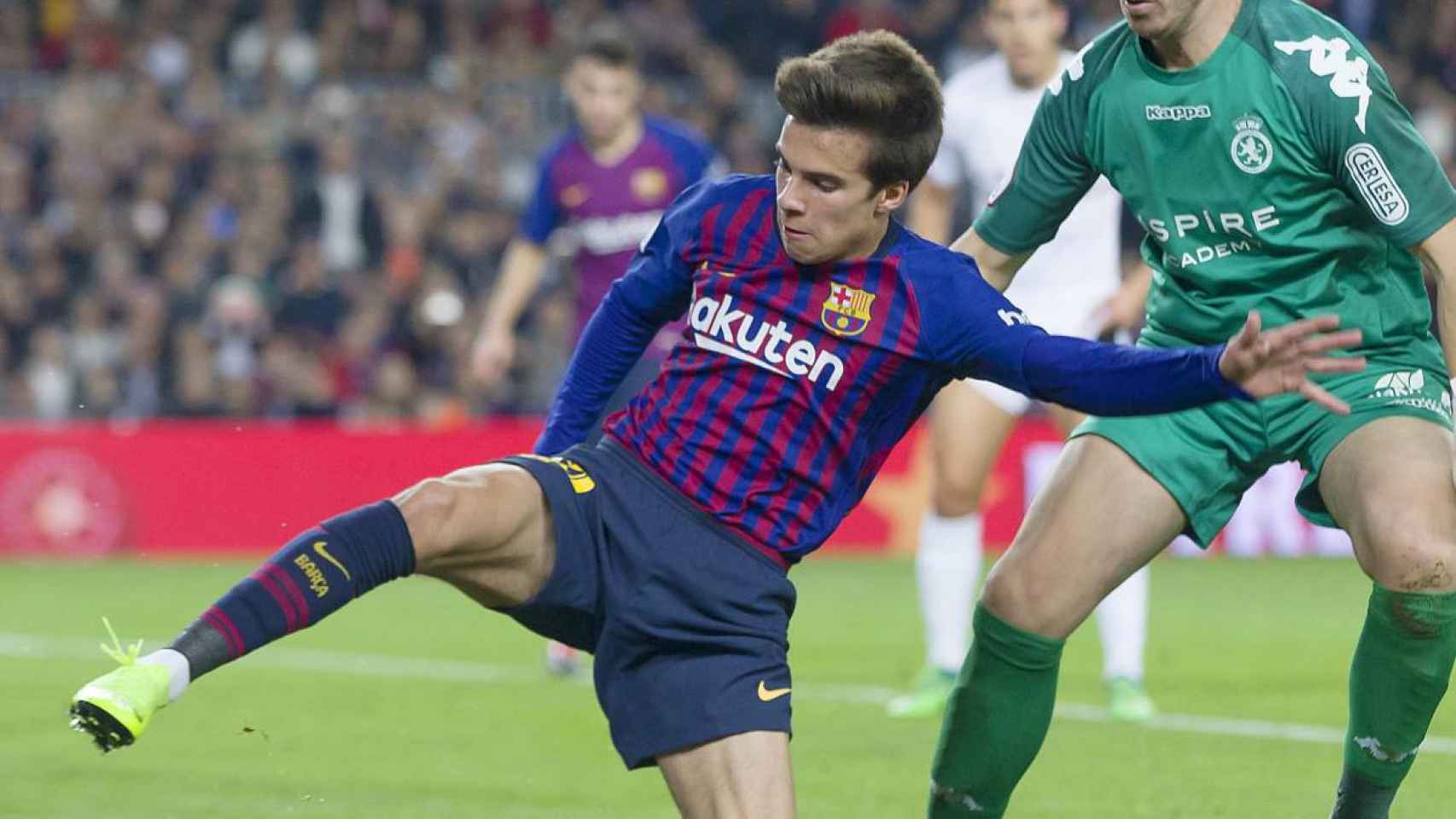 Riqui Puig en un encuentro con el FC Barcelona / EFE