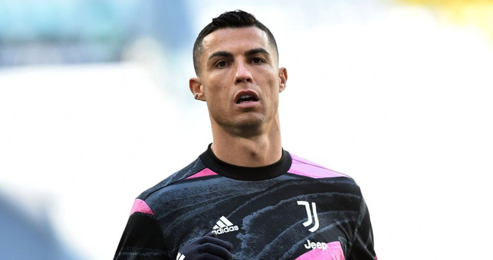 Cristiano Ronaldo, en un calentamiento con la Juventus | EFE