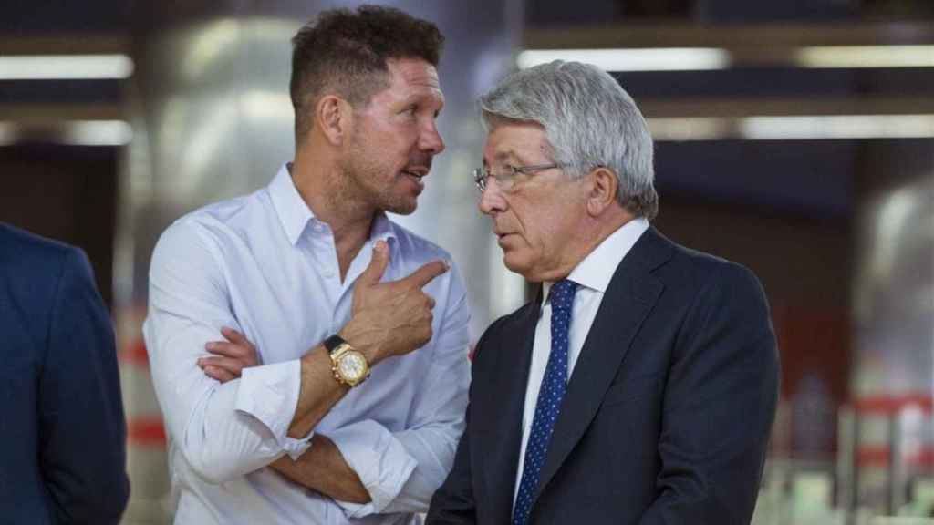 Enrique Cerezo y el Cholo Simeone, en la imagen antes de un acto con el Atlético de Madrid