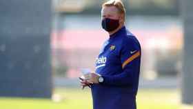 Ronald Koeman en un entrenamiento del Barça / FC Barcelona