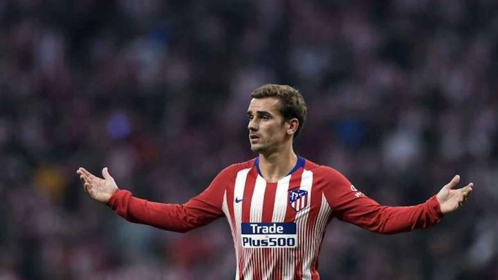 Una foto de Antoine Griezmann en un partido con el Atlético de Madrid / EFE