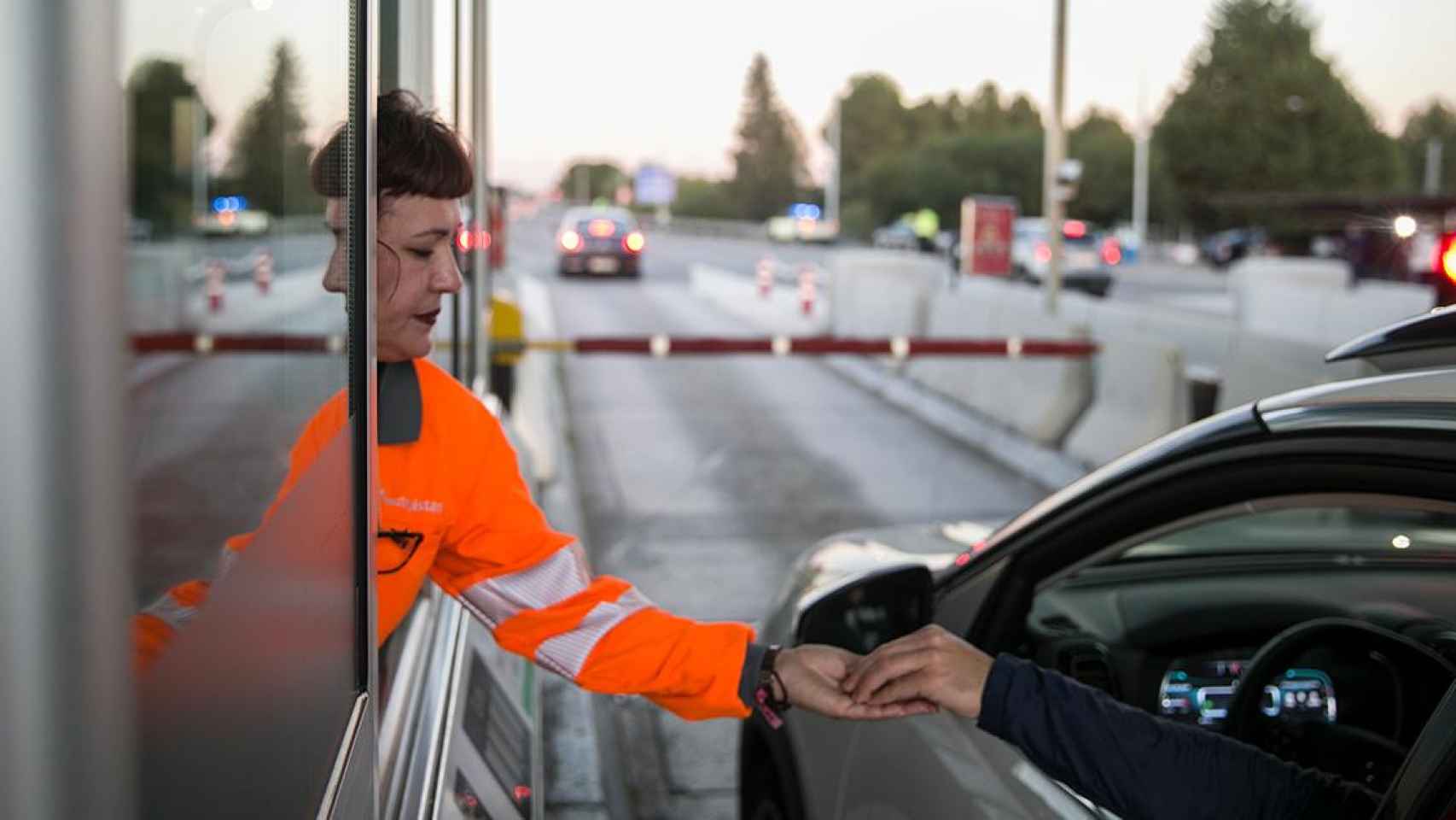 Uno de los peajes de autopista / EP