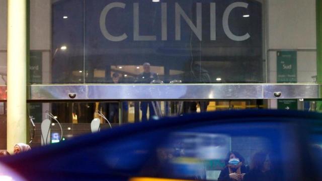 Acceso del Hospital Clínic de Barcelona / EFE