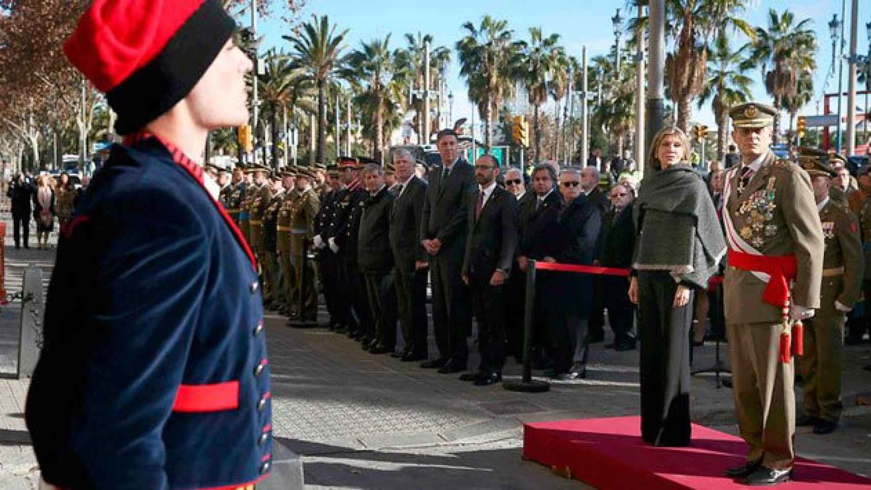 El teniente general del Ejército, Ricardo Álvarez Espejo, frente al edificio de Capitanía de Barcelona / EFE