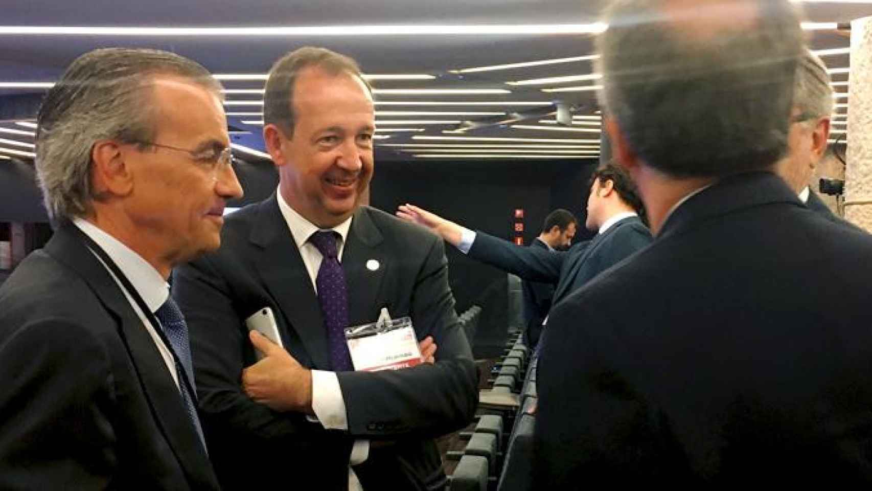 Jorge Miarnau (c), presidente de Comsa Corporación, en un encuentro del Instituto de la Empresa Familiar en Barcelona / CG