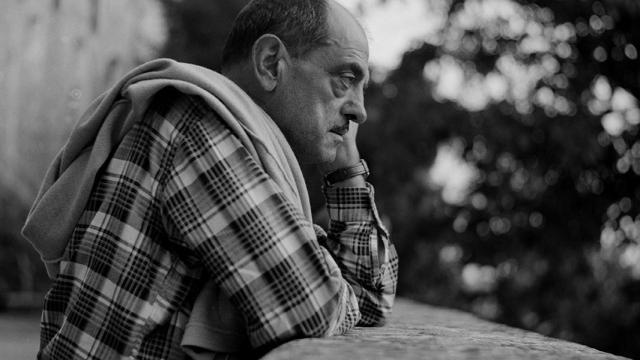 Luis Buñuel en Toledo, 1960, fotografiado por Carlos Saura