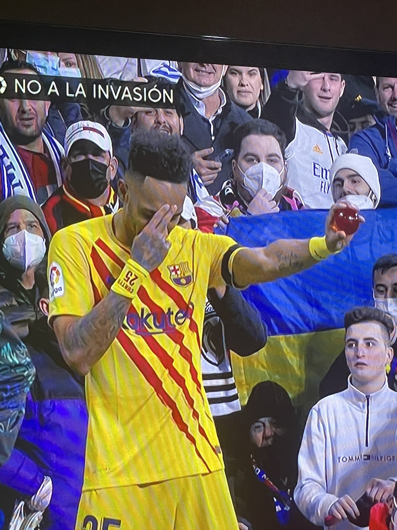 El brutal guiño de Aubameyang a Dragon Ball en el Bernabéu / REDES