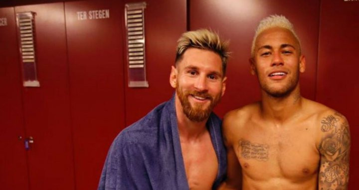 Messi y Neymar en el vestuario del Barça / FCB