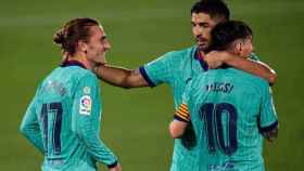 Messi, Suárez y Griezmann celebran un gol del Barça / EFE